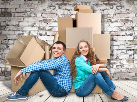 Satisfied customers with their move